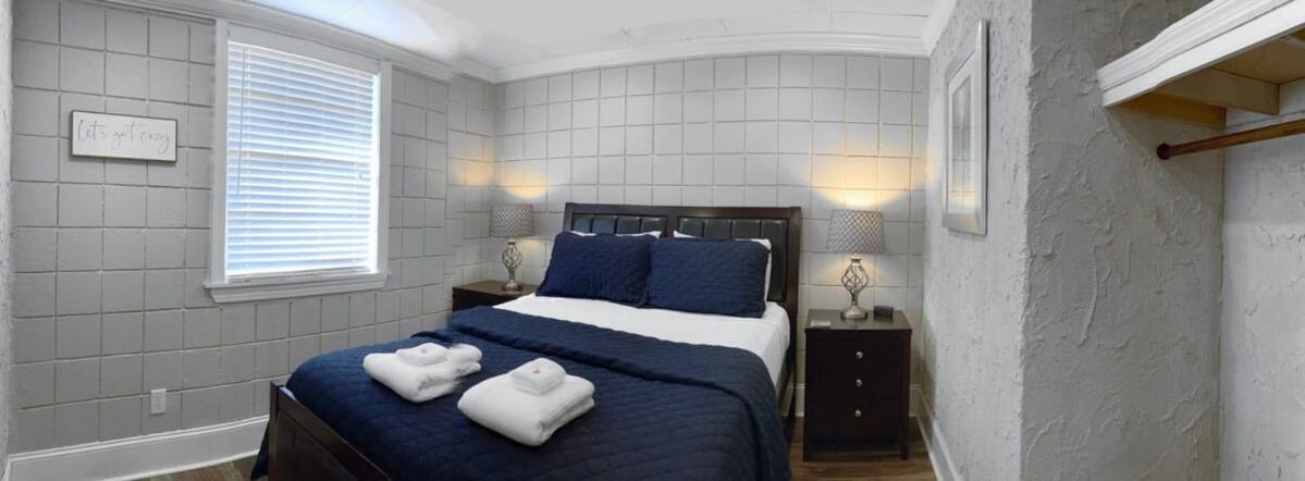Amazing Cottage - Located On Blue Mile - Close To Gsu! 斯泰茨伯勒 外观 照片